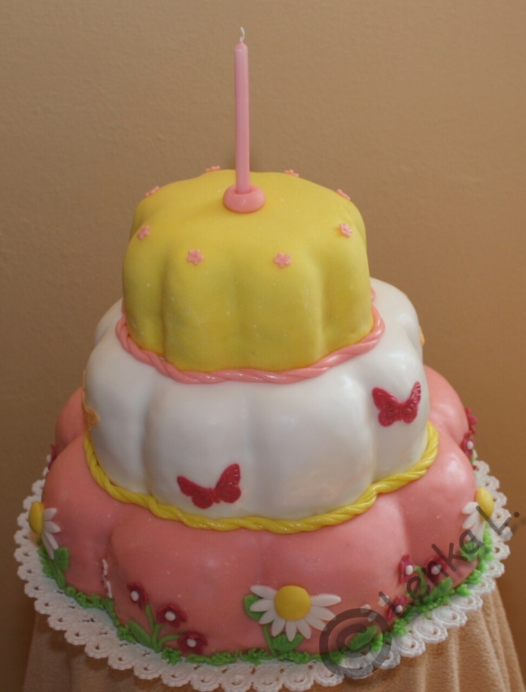 Moniččin první narozeninový dort